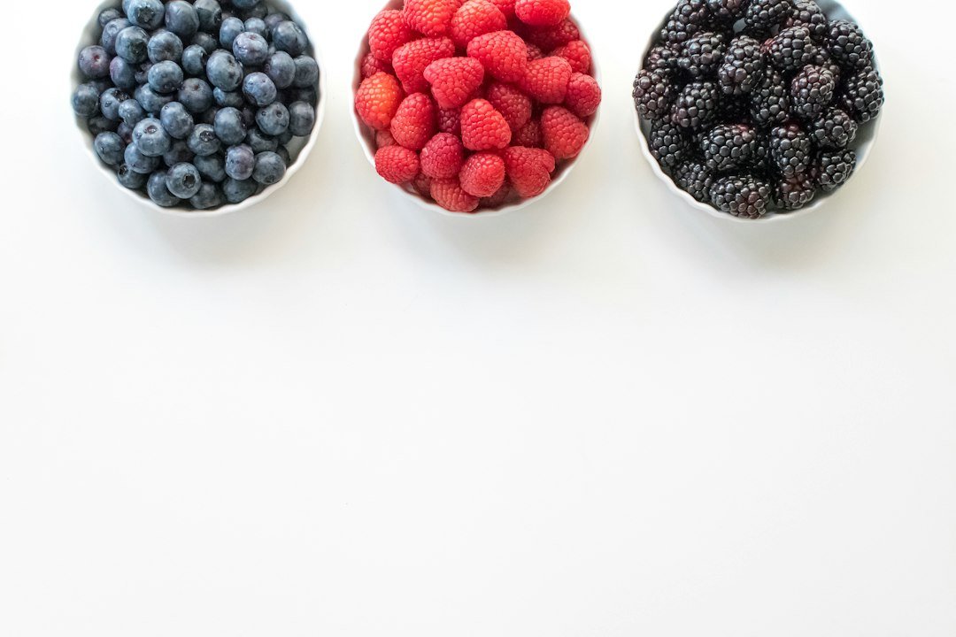 Bright mixed berries illustrating a guide to frozen versus fresh berries